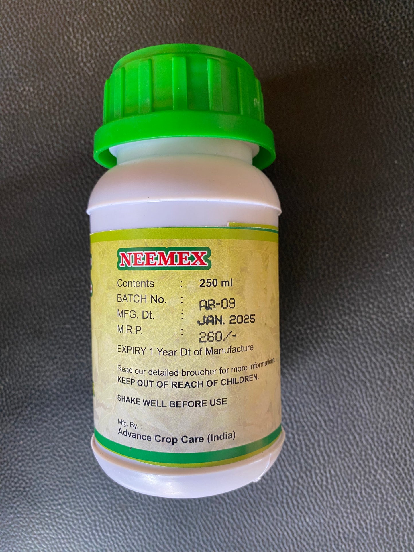 NEEMEX Organic Neem Oil for Plants – Cold Pressed & Unrefined – Natural Pest Repellent – Controls Aphids, Mites, Whiteflies – Add 250ML  Indoor & Outdoor Use – 1500 PPM