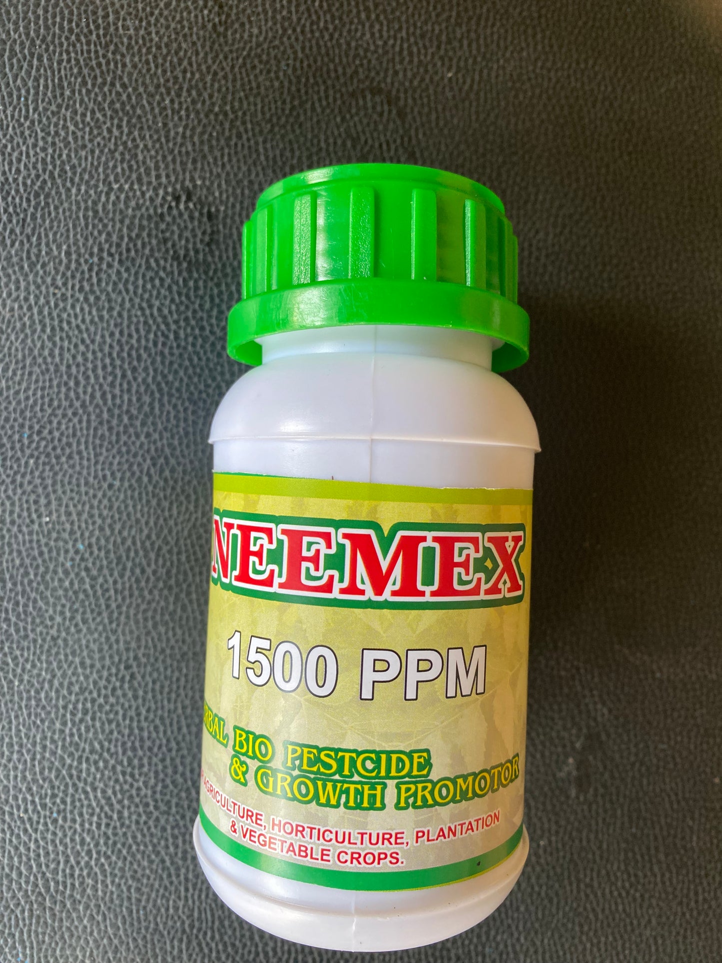 NEEMEX Organic Neem Oil for Plants – Cold Pressed & Unrefined – Natural Pest Repellent – Controls Aphids, Mites, Whiteflies – Add 250ML  Indoor & Outdoor Use – 1500 PPM